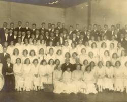 20. mai 1934, 1. nelipüha (?) Leeripiltide näitus 1914–1978